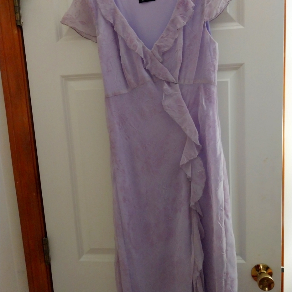 Mid-length lavender dress